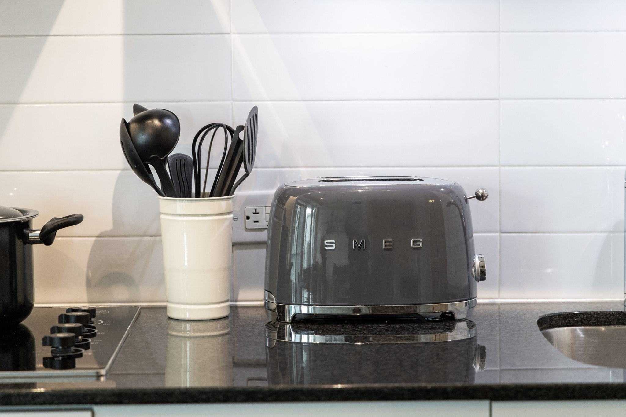 Toronto property showcase — delivered property photograph 17