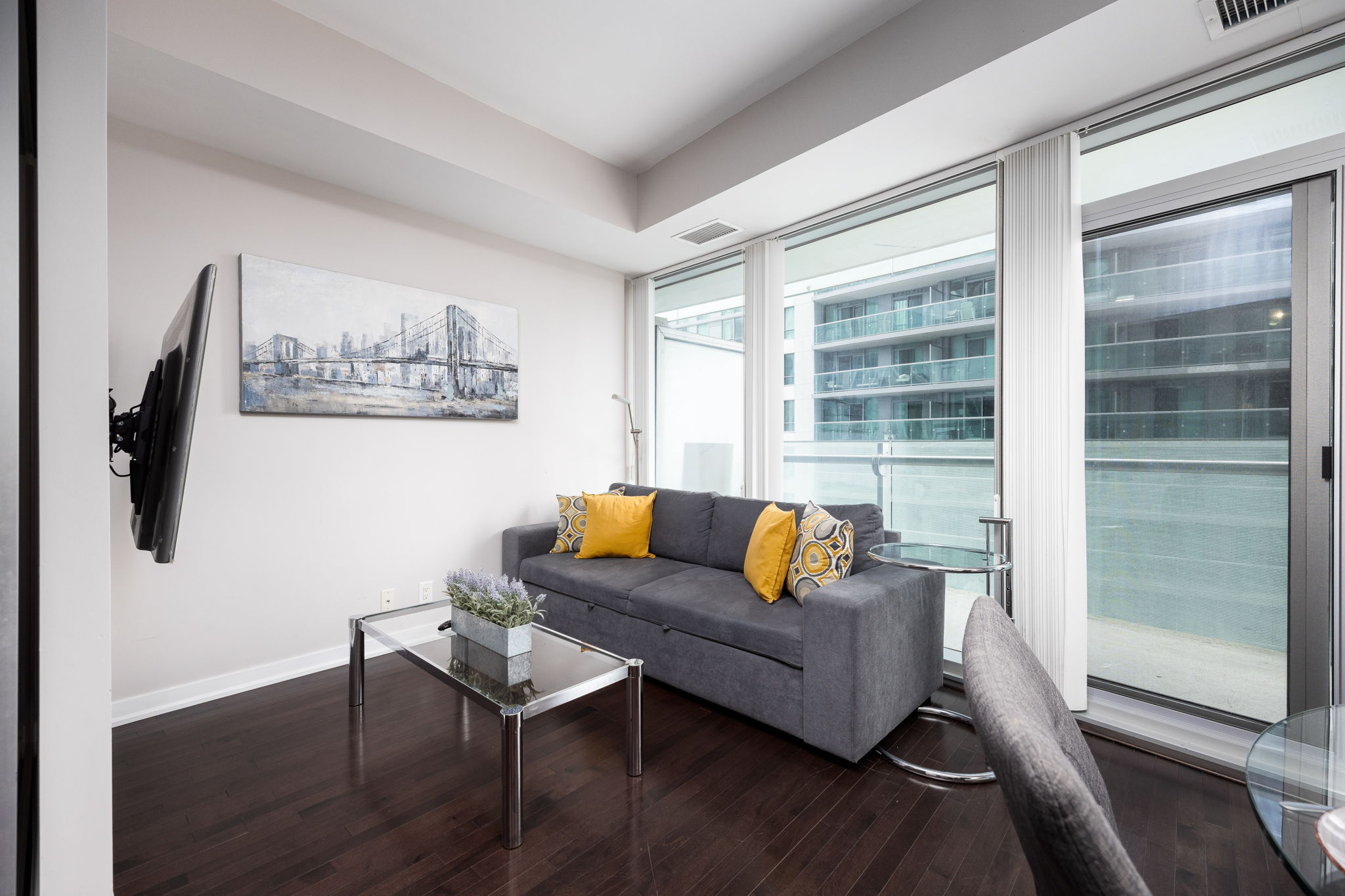 Toronto property showcase — delivered property photograph 3