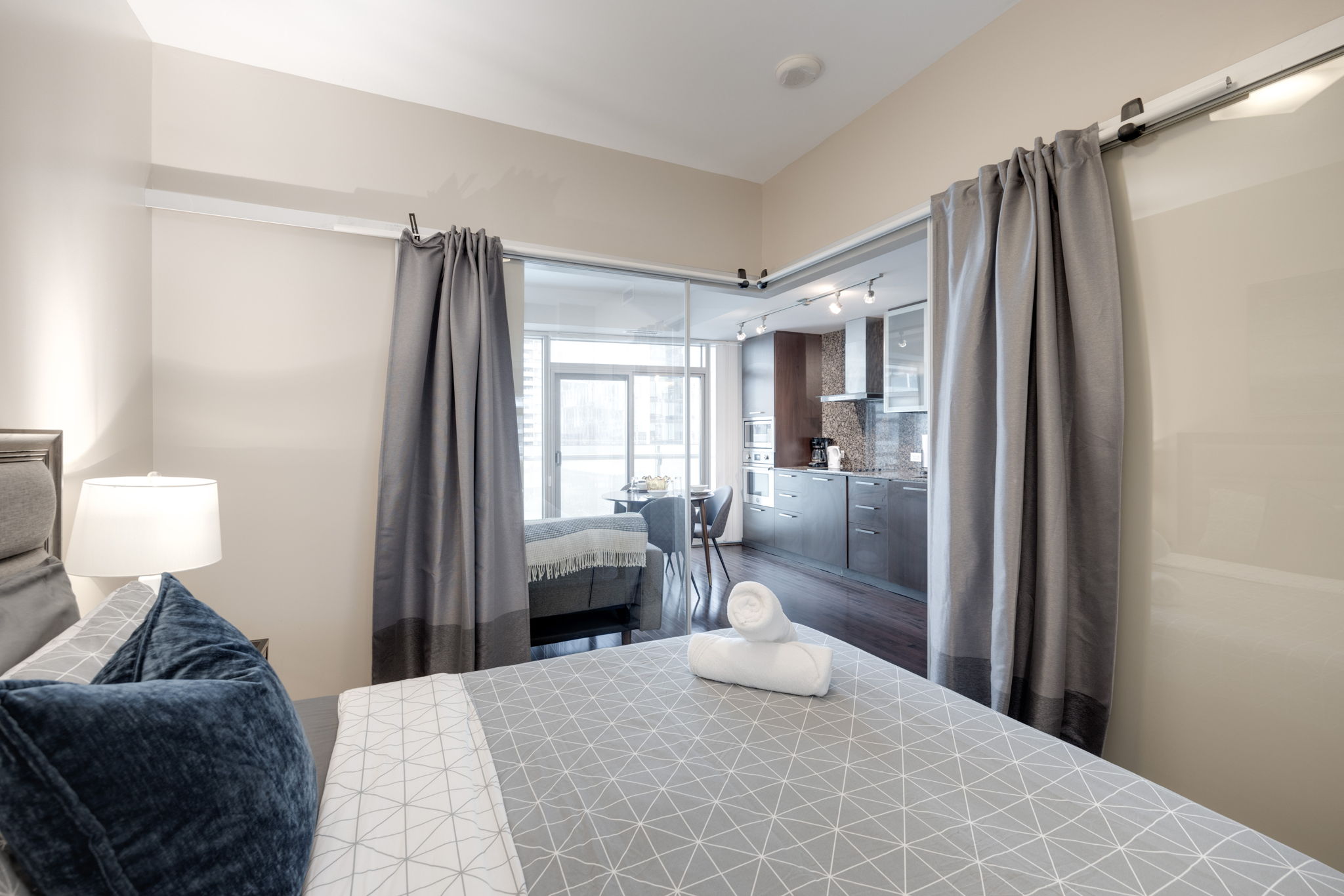 Toronto property showcase — delivered property photograph 15