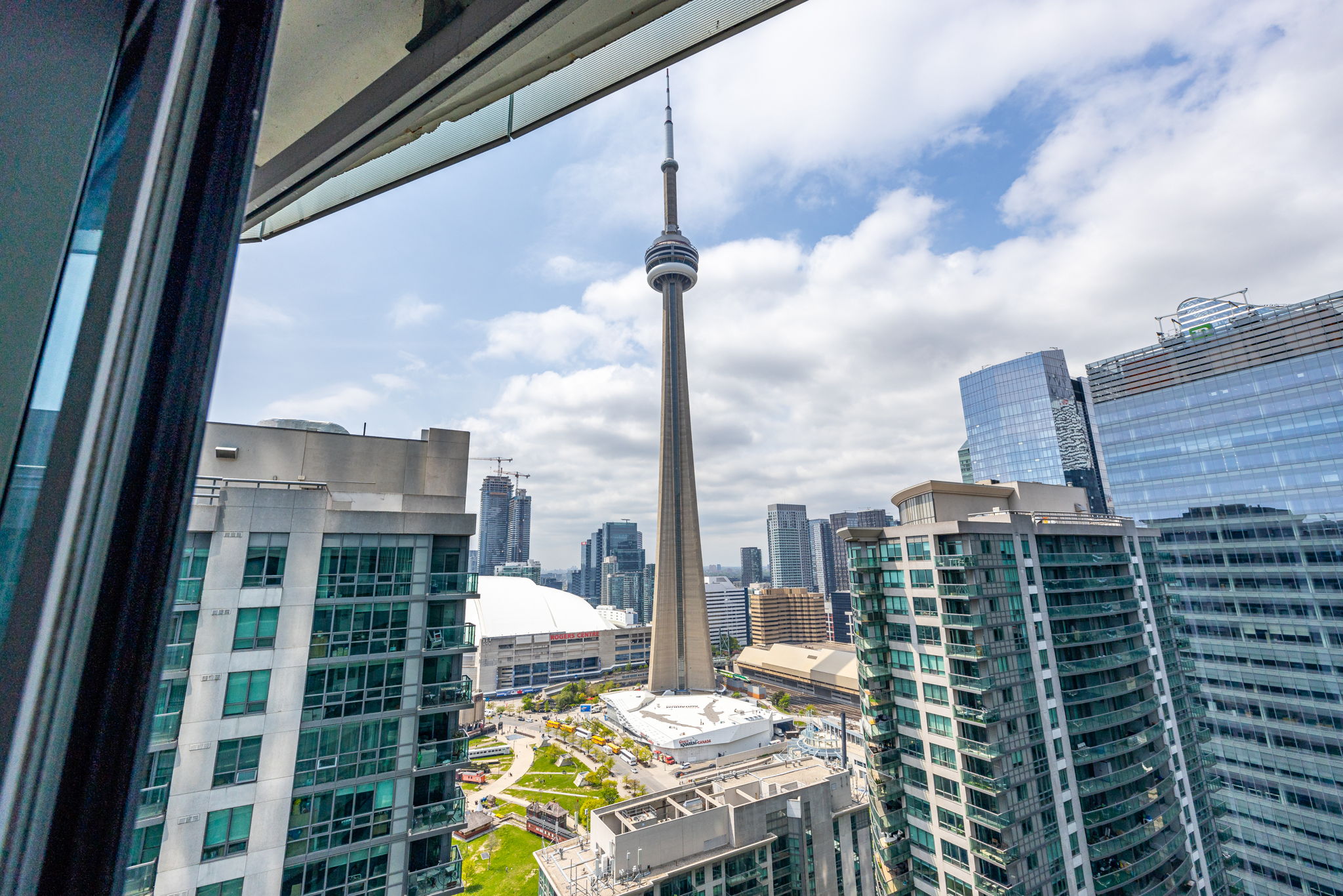 Toronto property showcase — delivered property photograph 20