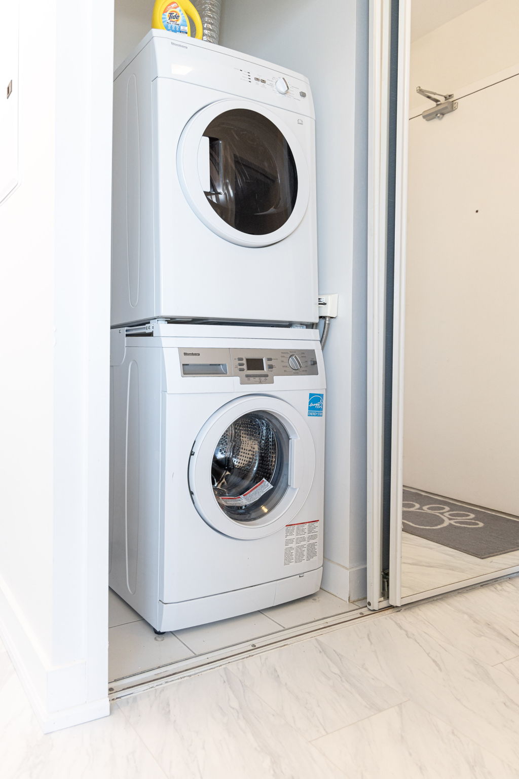 Toronto property showcase — delivered property photograph 30