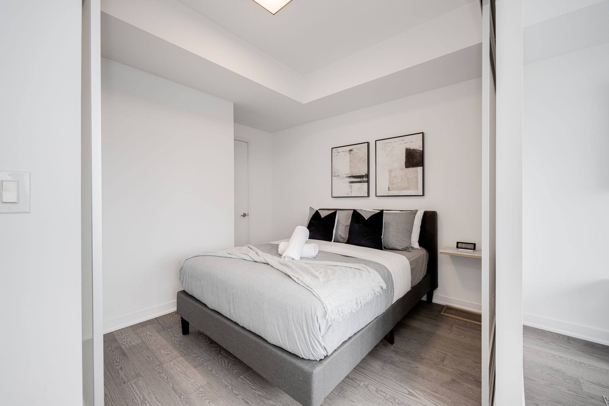 Toronto property showcase — delivered property photograph 10