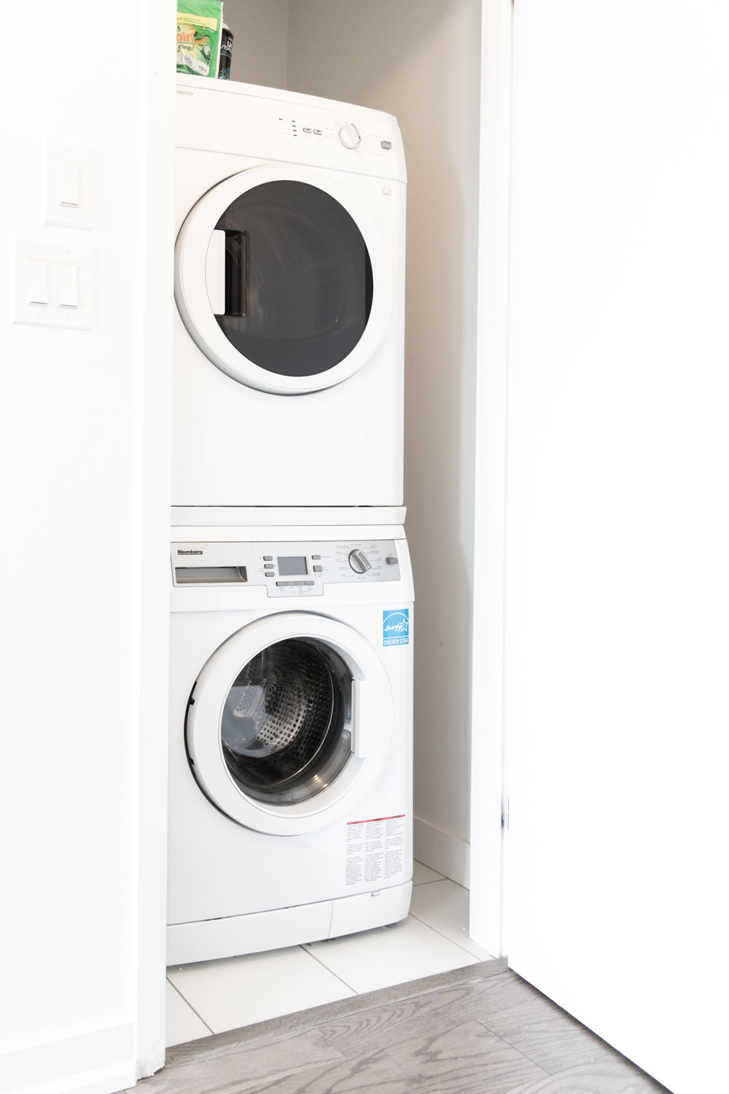 Toronto property showcase — delivered property photograph 28