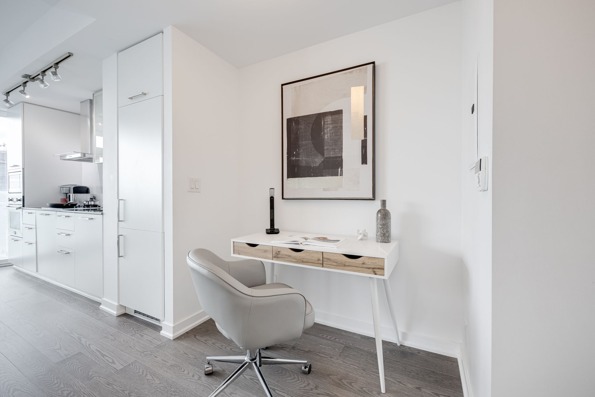 Toronto property showcase — delivered property photograph 14
