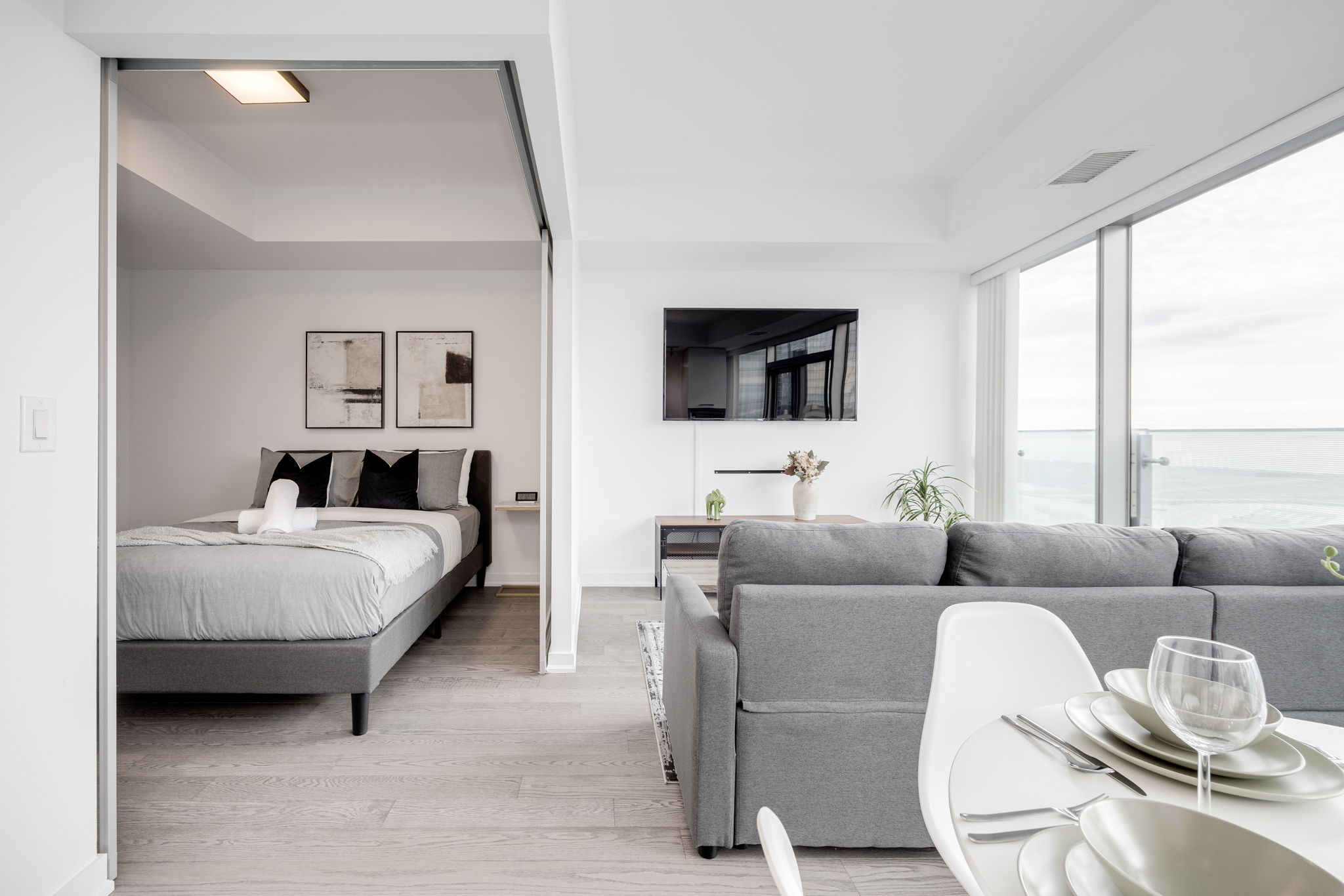 Toronto property showcase — delivered property photograph 9