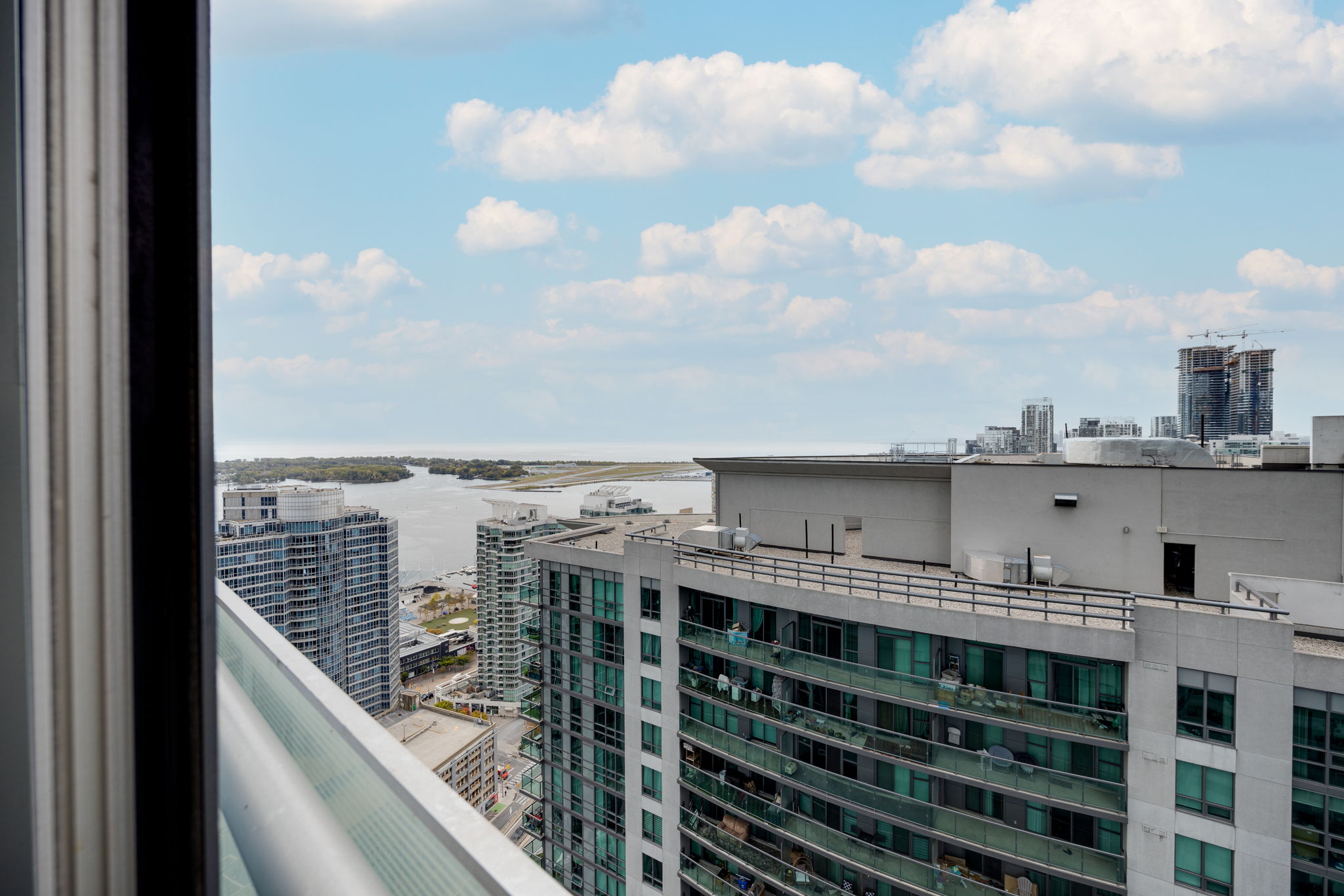 Toronto property showcase — delivered property photograph 31