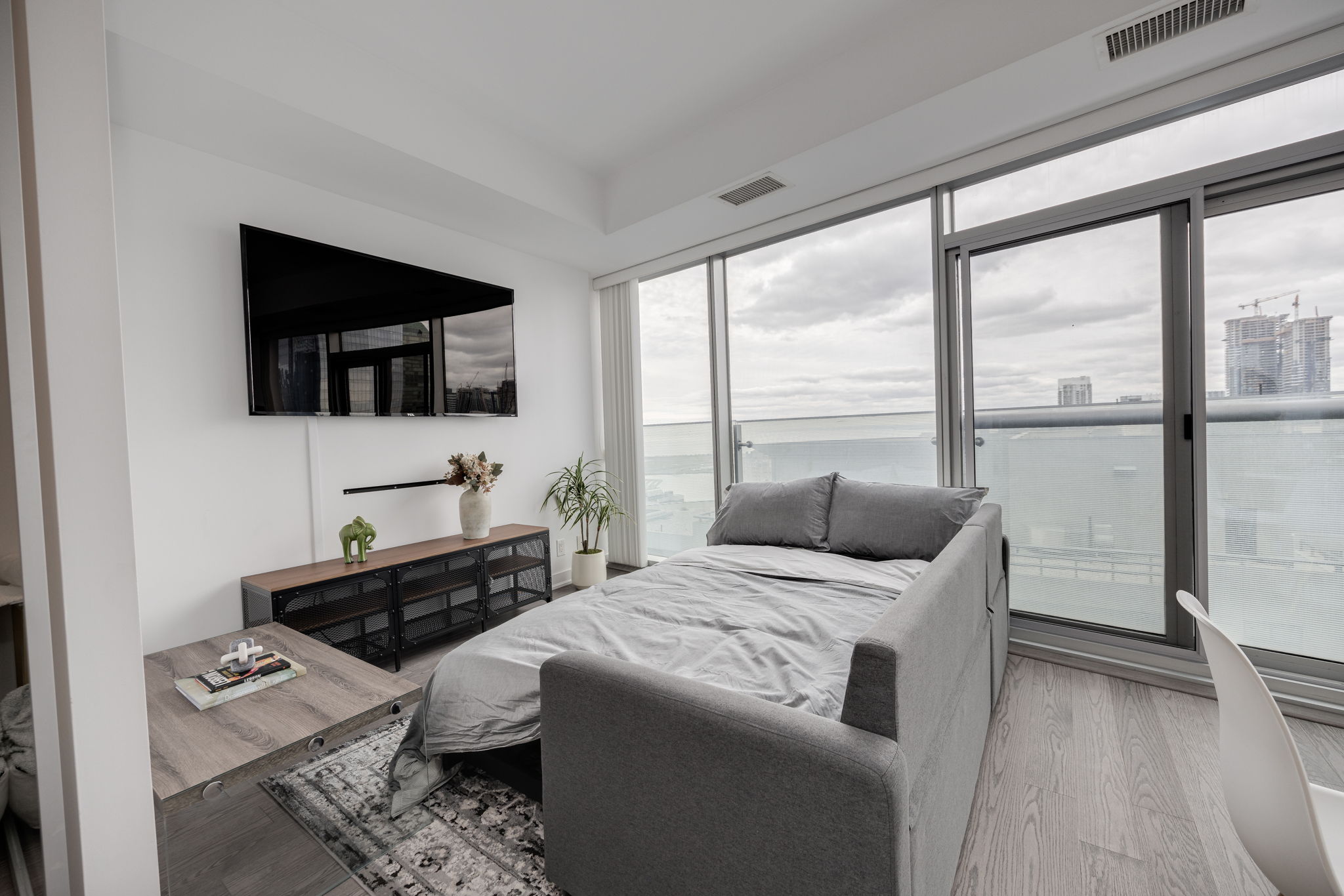 Toronto property showcase — delivered property photograph 5