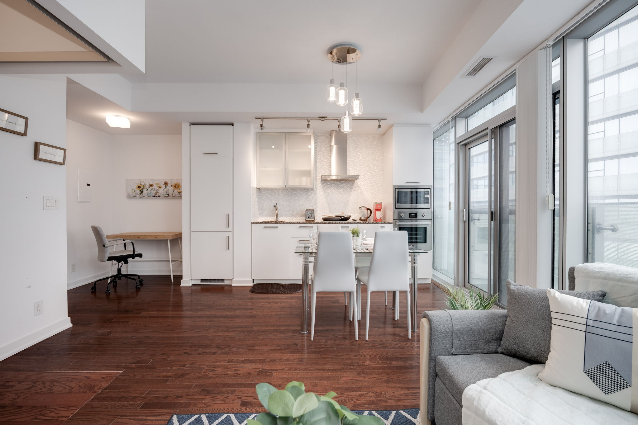Toronto property showcase — delivered property photograph 5