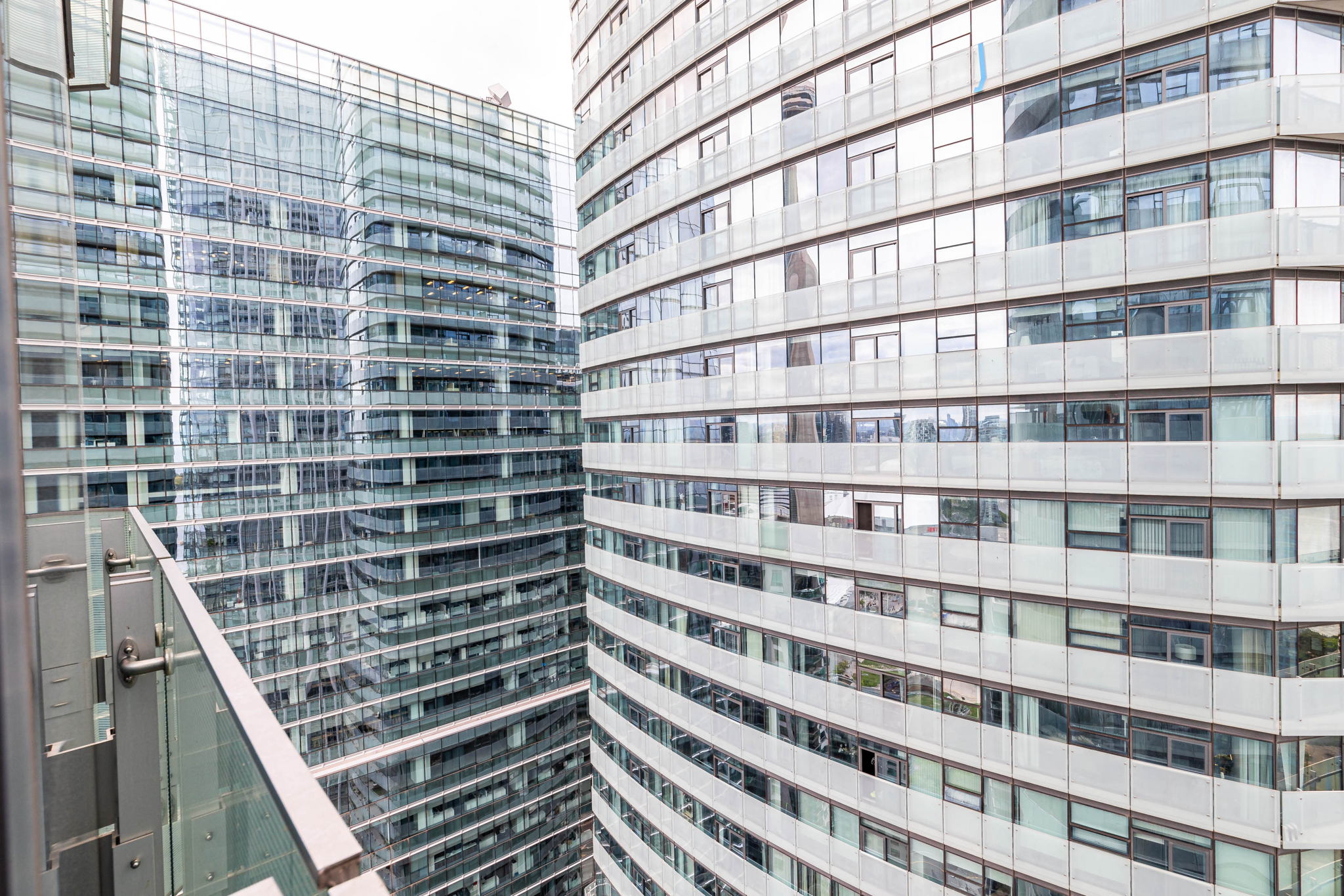 Toronto property showcase — delivered property photograph 46