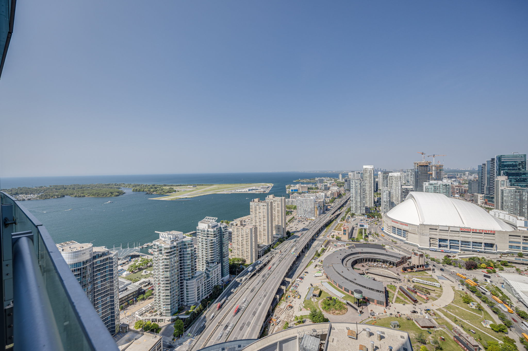 Toronto property showcase — delivered property photograph 41