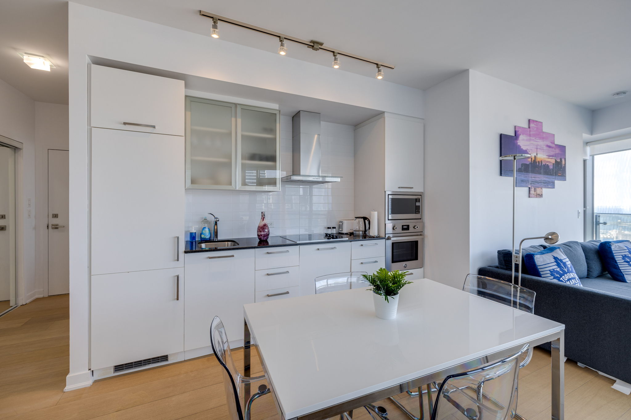 Toronto property showcase — delivered property photograph 3