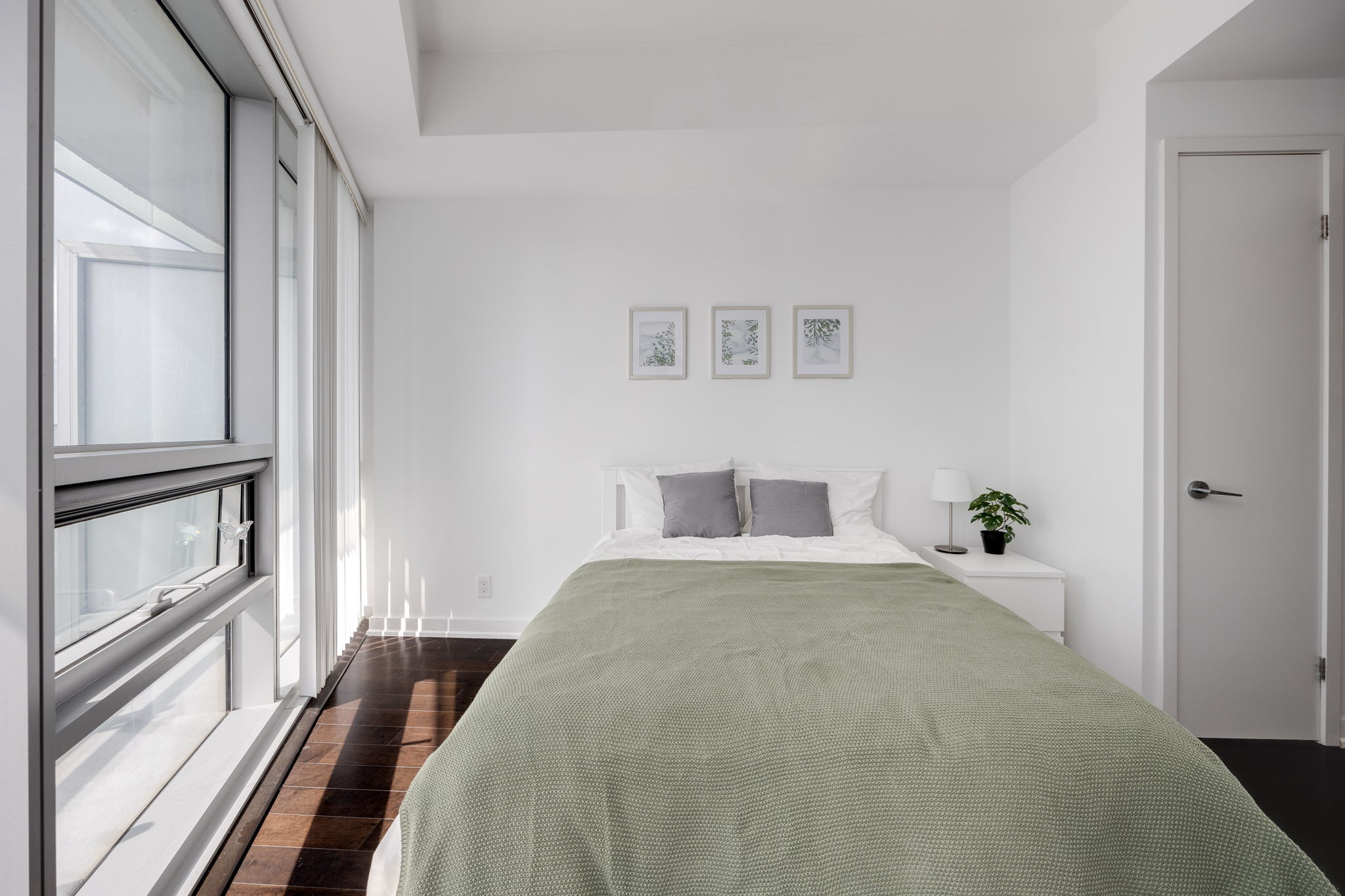Toronto property showcase — delivered property photograph 10