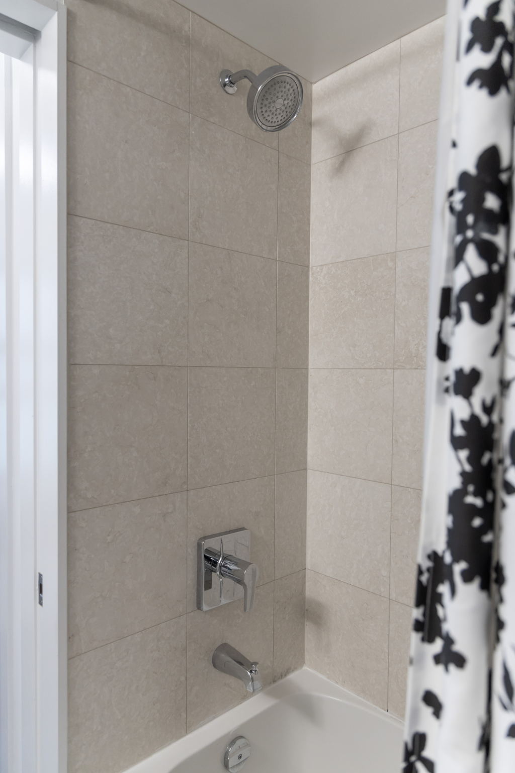 Toronto property showcase — delivered property photograph 24