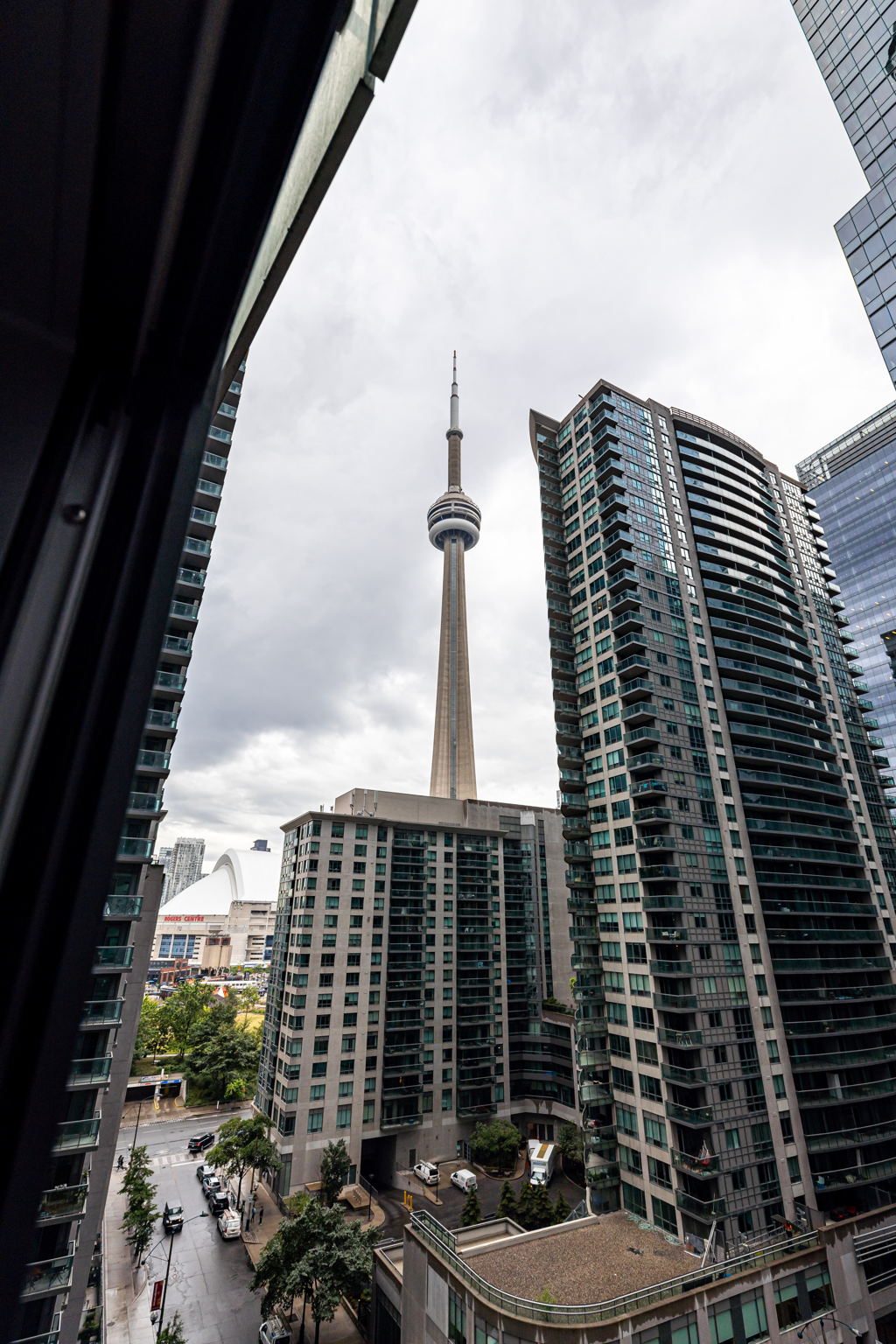 Toronto property showcase — delivered property photograph 25
