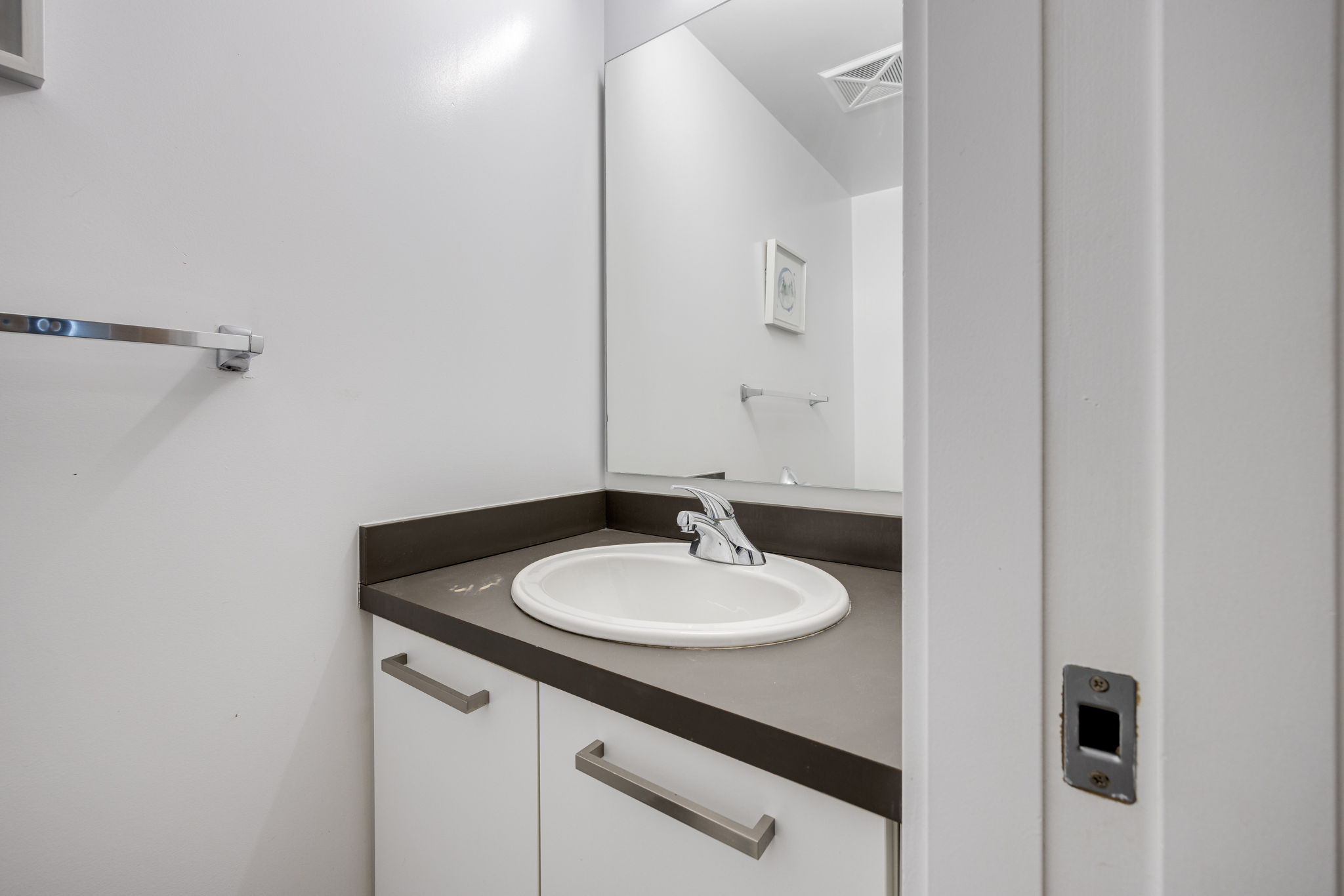 Toronto property showcase — delivered property photograph 16