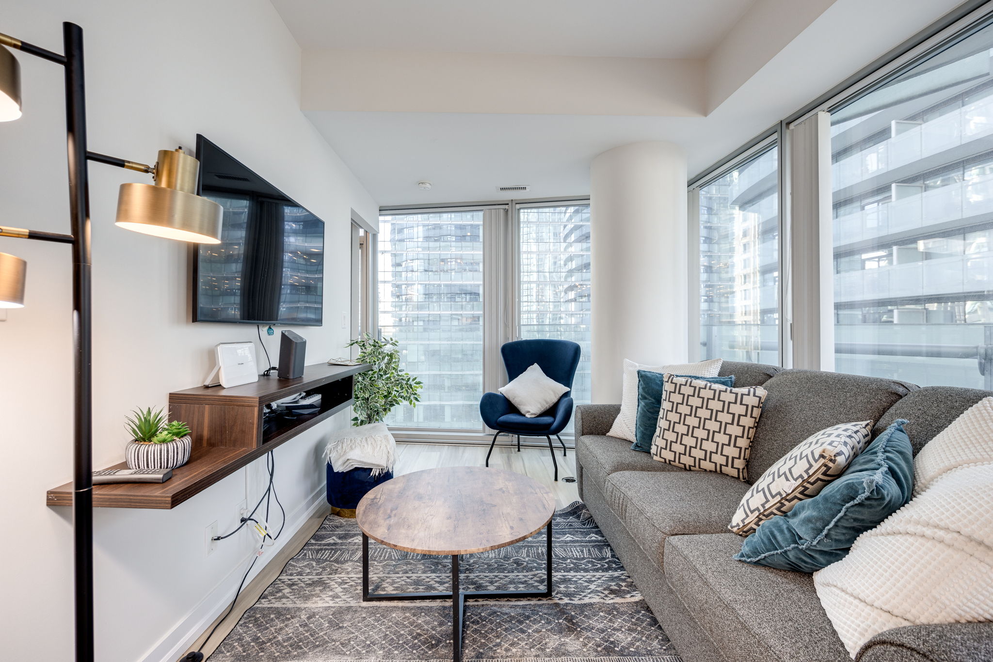 Toronto property showcase — delivered property photograph 6