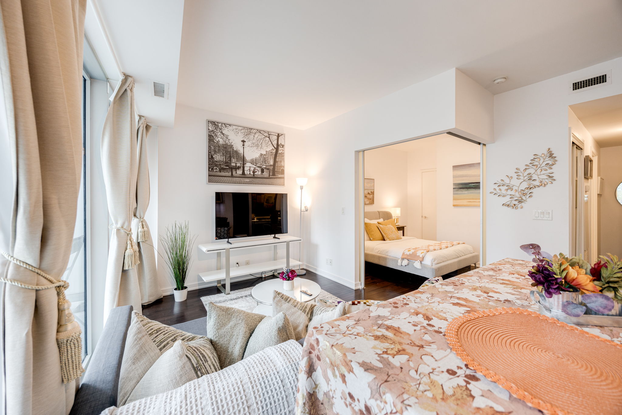 Toronto property showcase — delivered property photograph 9