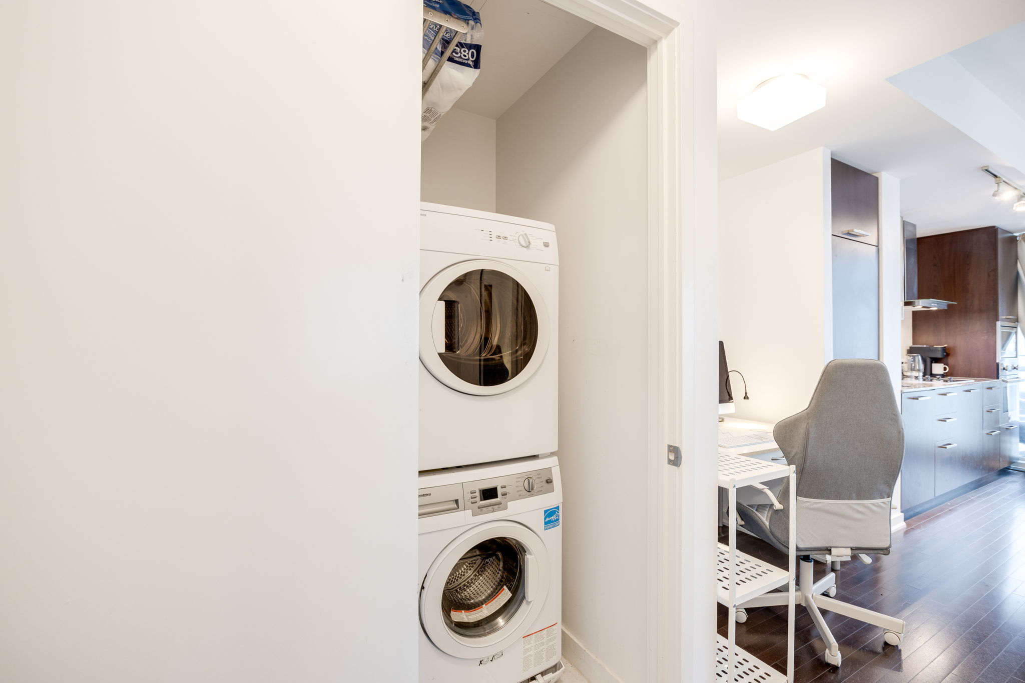 Toronto property showcase — delivered property photograph 16