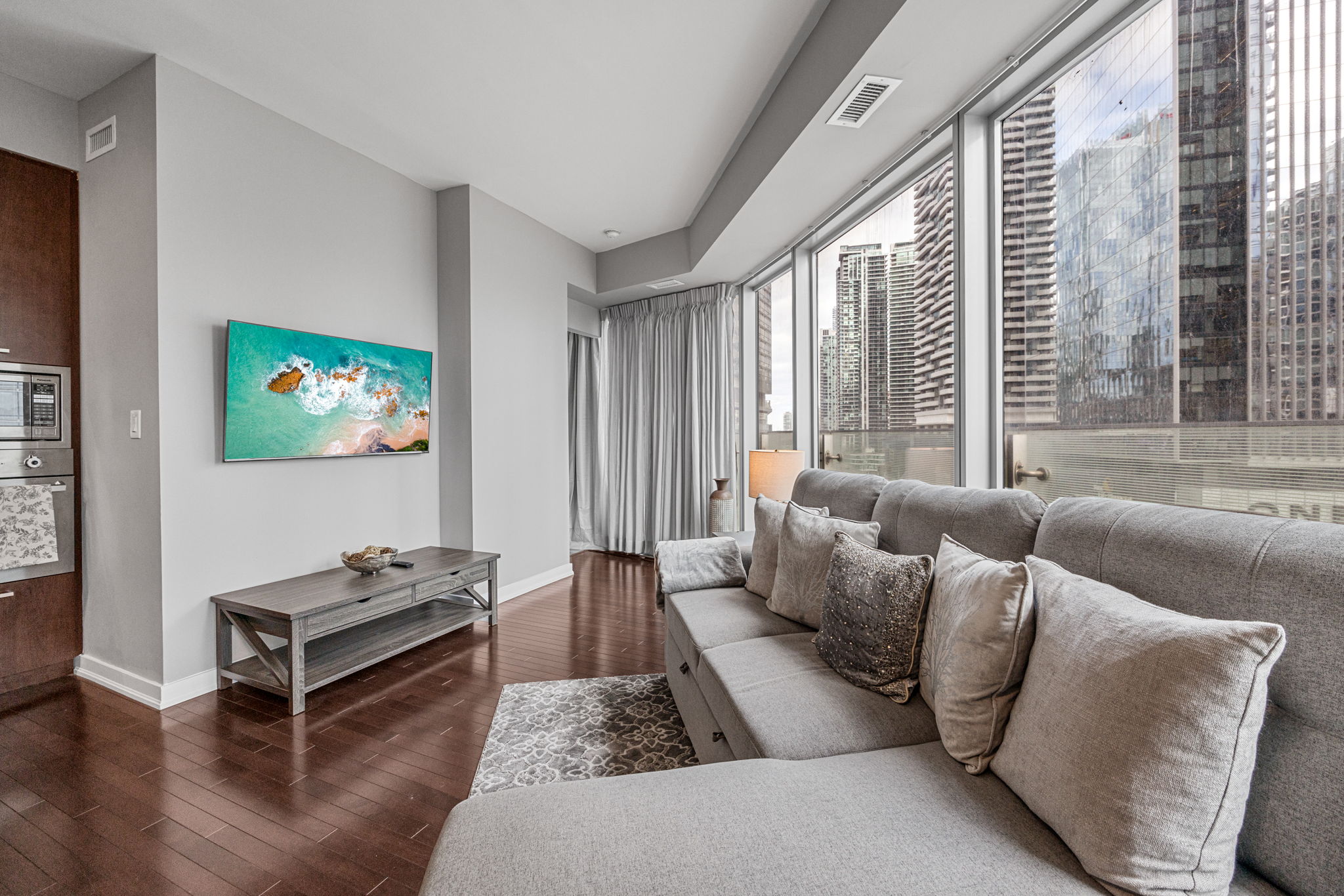 Toronto property showcase — delivered property photograph 5