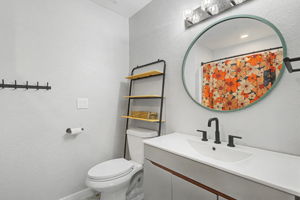  Photo 27