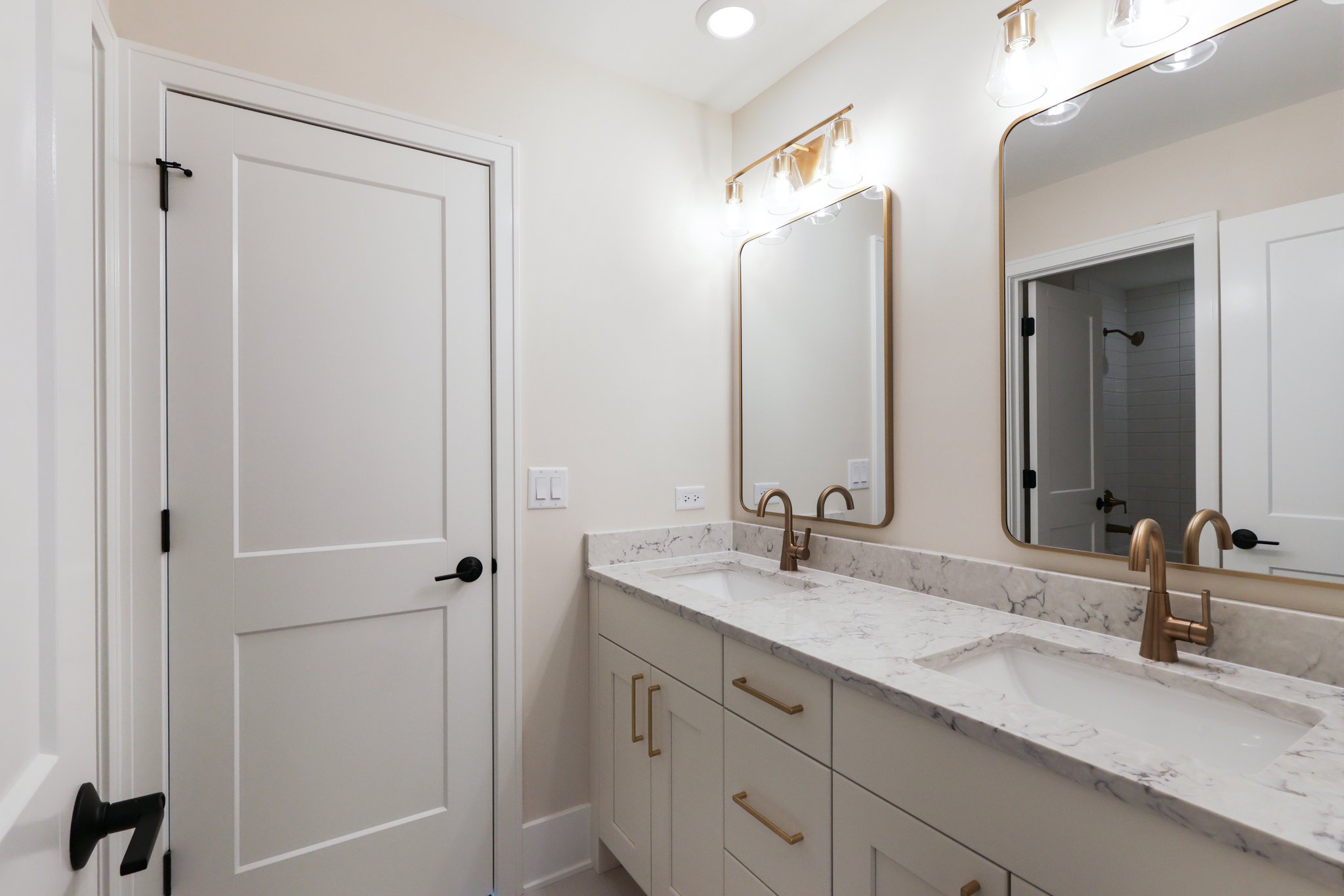 39th St-S2410-029.jpg