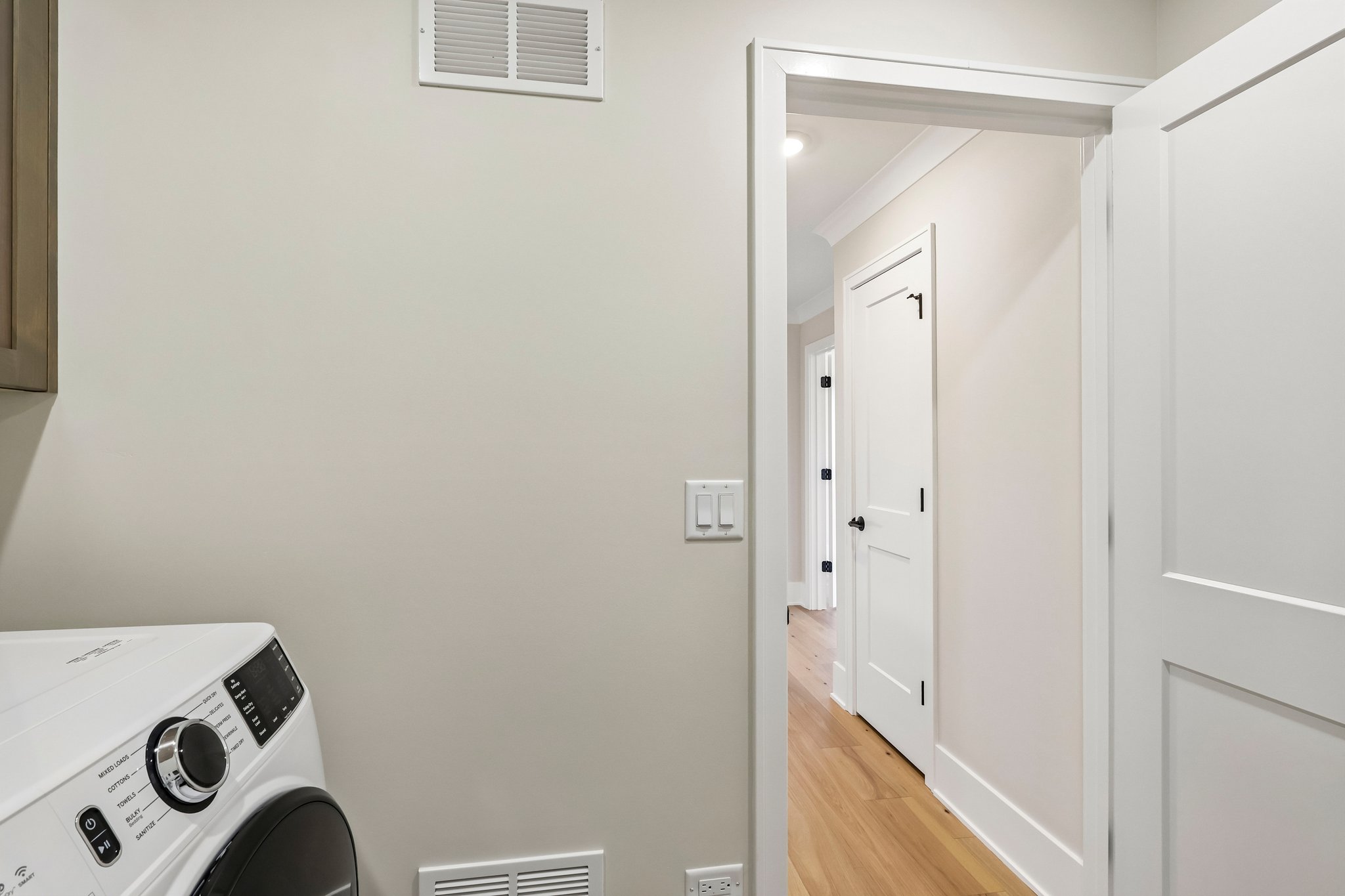 39th St-S2410-033.jpg