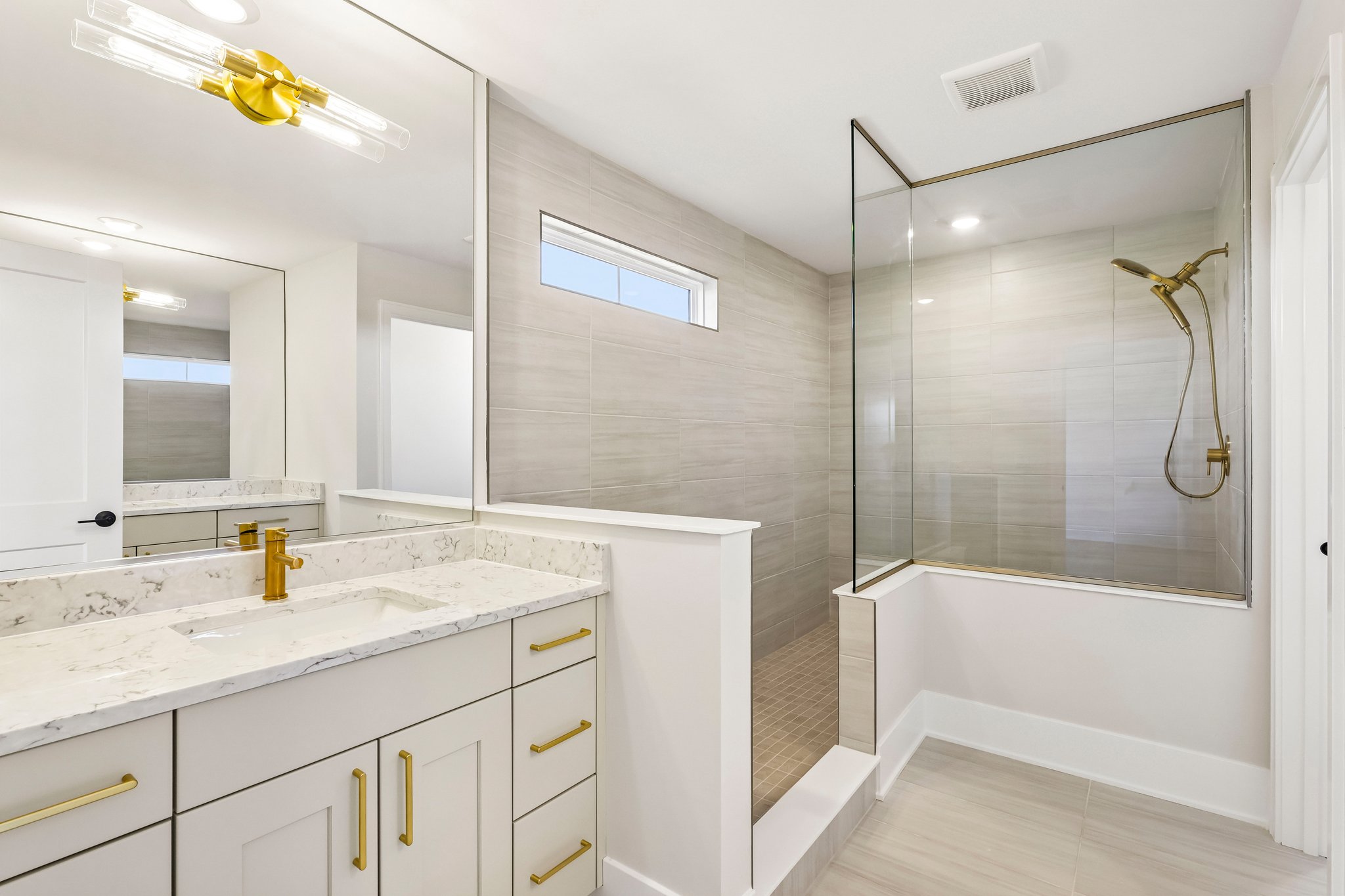 39th St-S2410-040.jpg