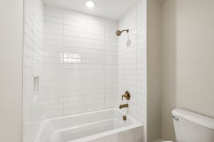 39th St-S2410-030.jpg