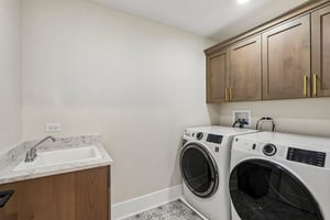 39th St-S2410-032.jpg