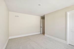 39th St-S2410-035.jpg