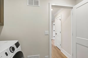 39th St-S2410-033r.jpg