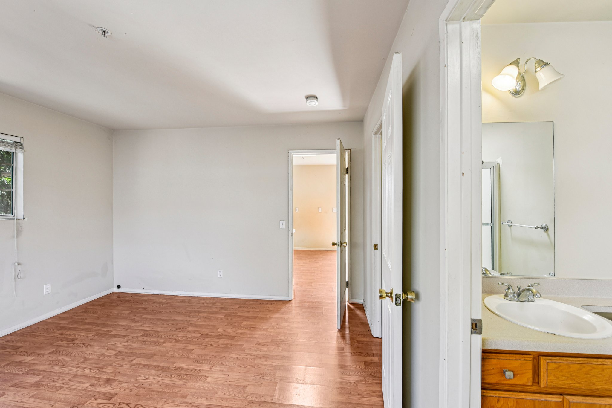 Ardmore Dr-S2402-029.jpg