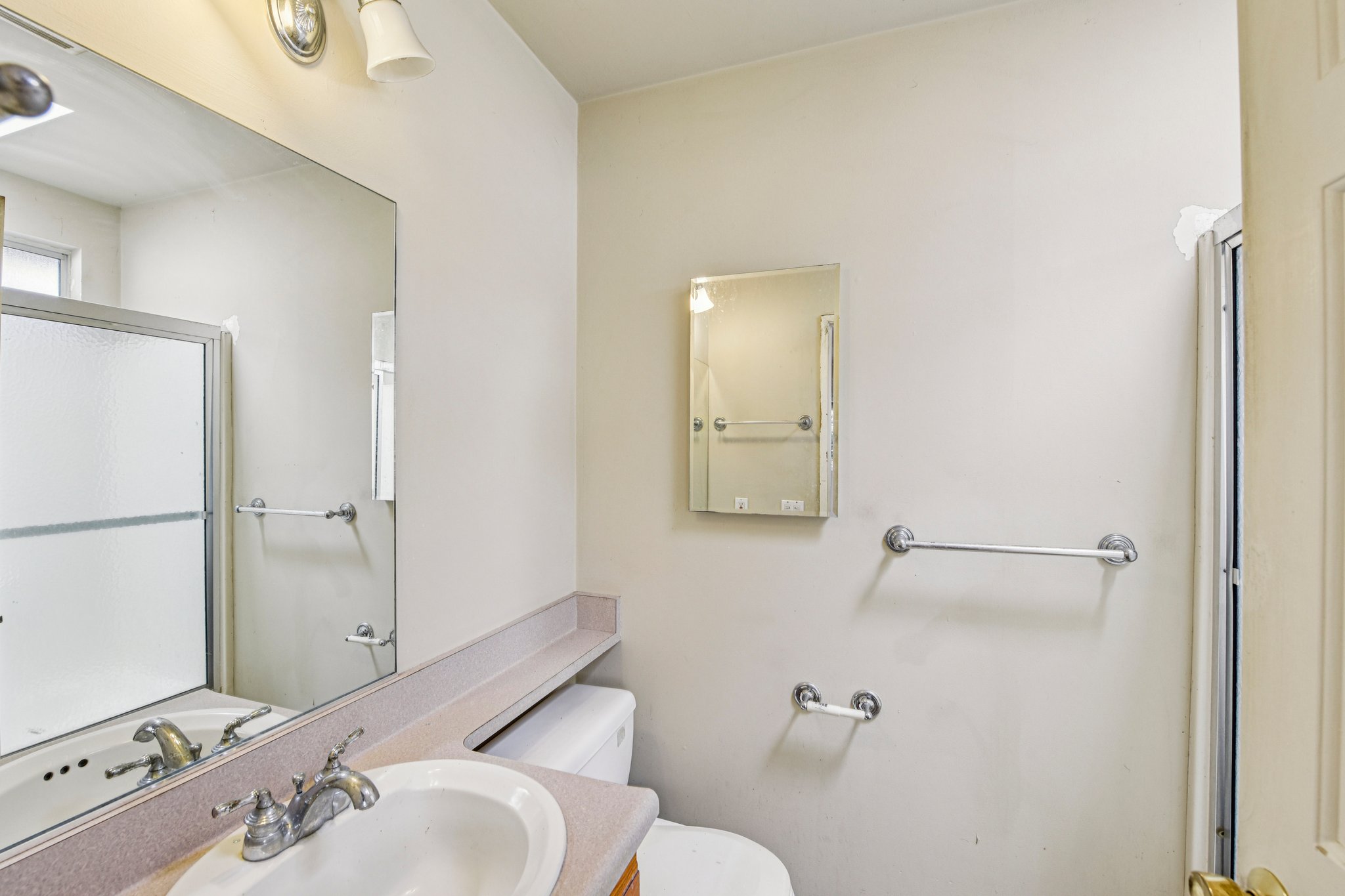 Ardmore Dr-S2402-030.jpg