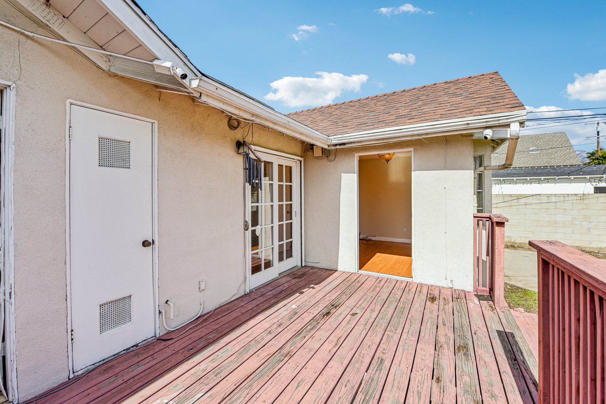 Ardmore Dr-S2402-054.jpg