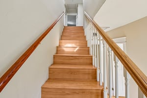 Ardmore Dr-S2402-033.jpg