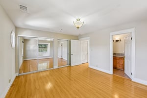 Ardmore Dr-S2402-035.jpg