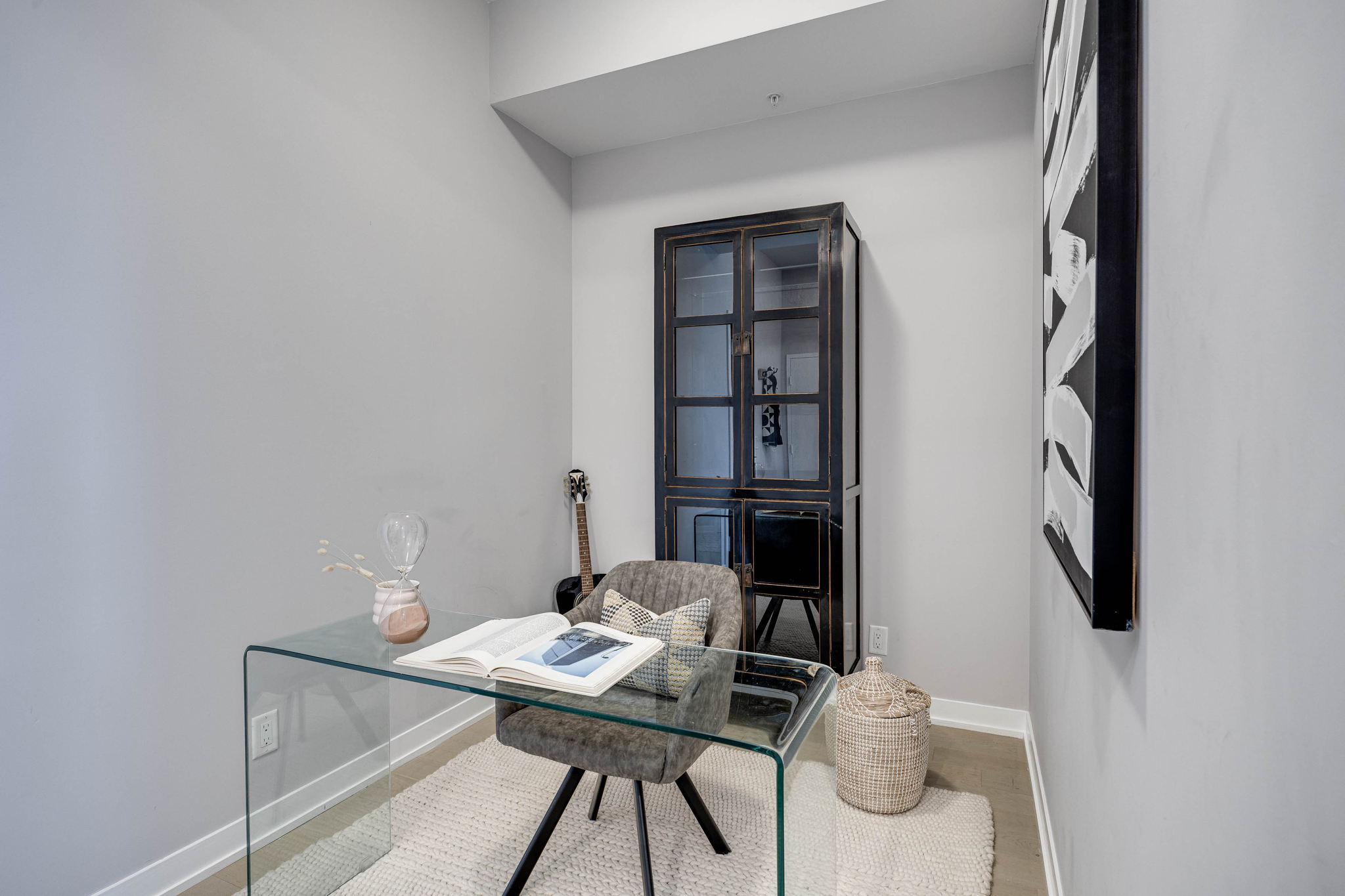 Toronto property showcase — delivered property photograph 24
