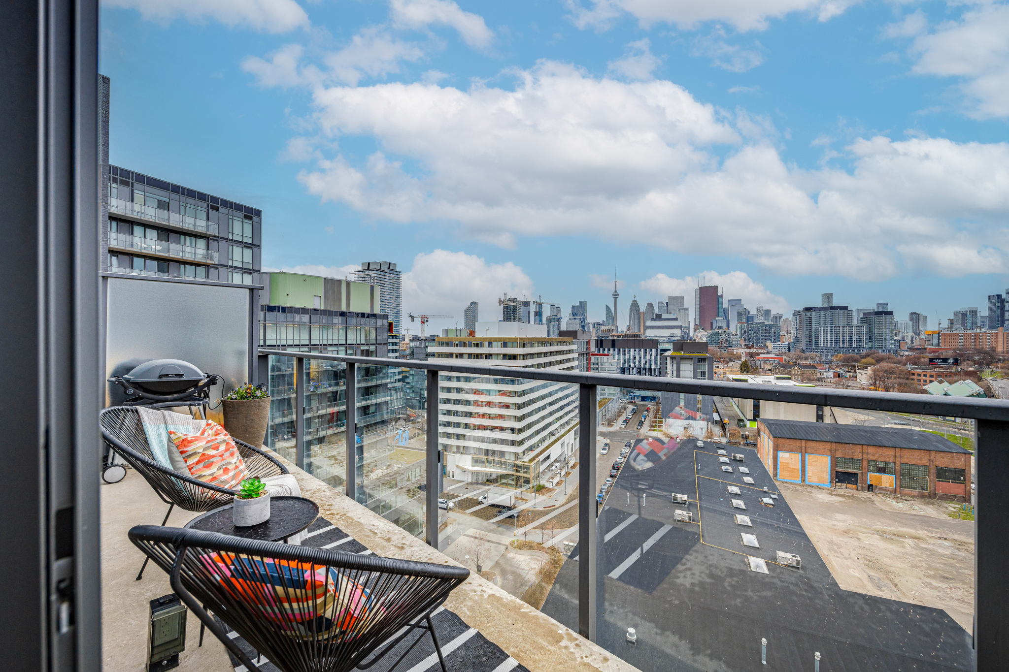Toronto property showcase — delivered property photograph 28