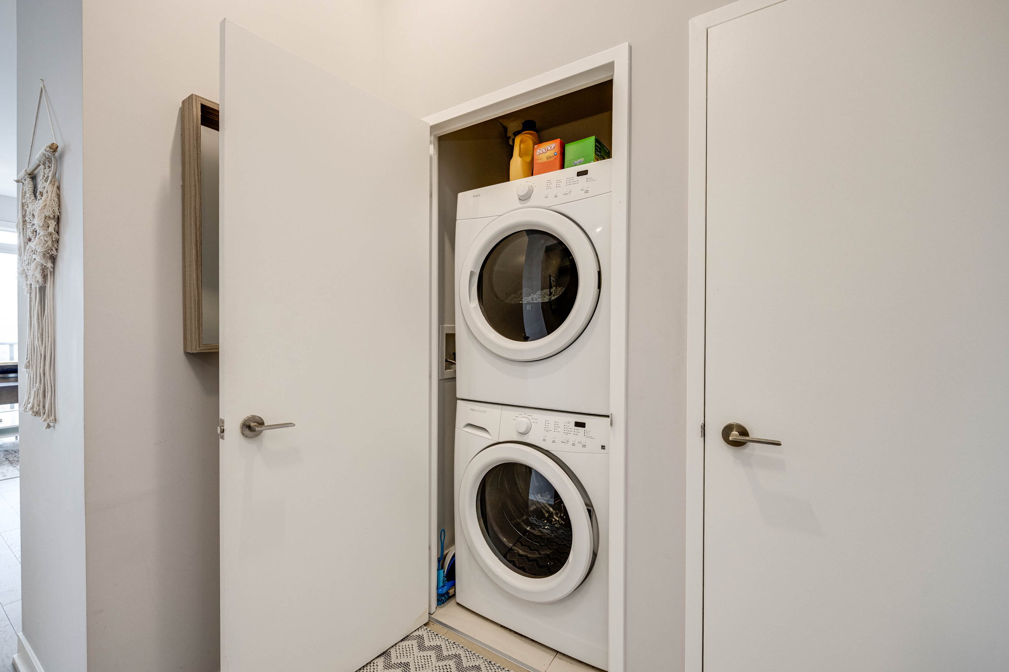Toronto property showcase — delivered property photograph 26