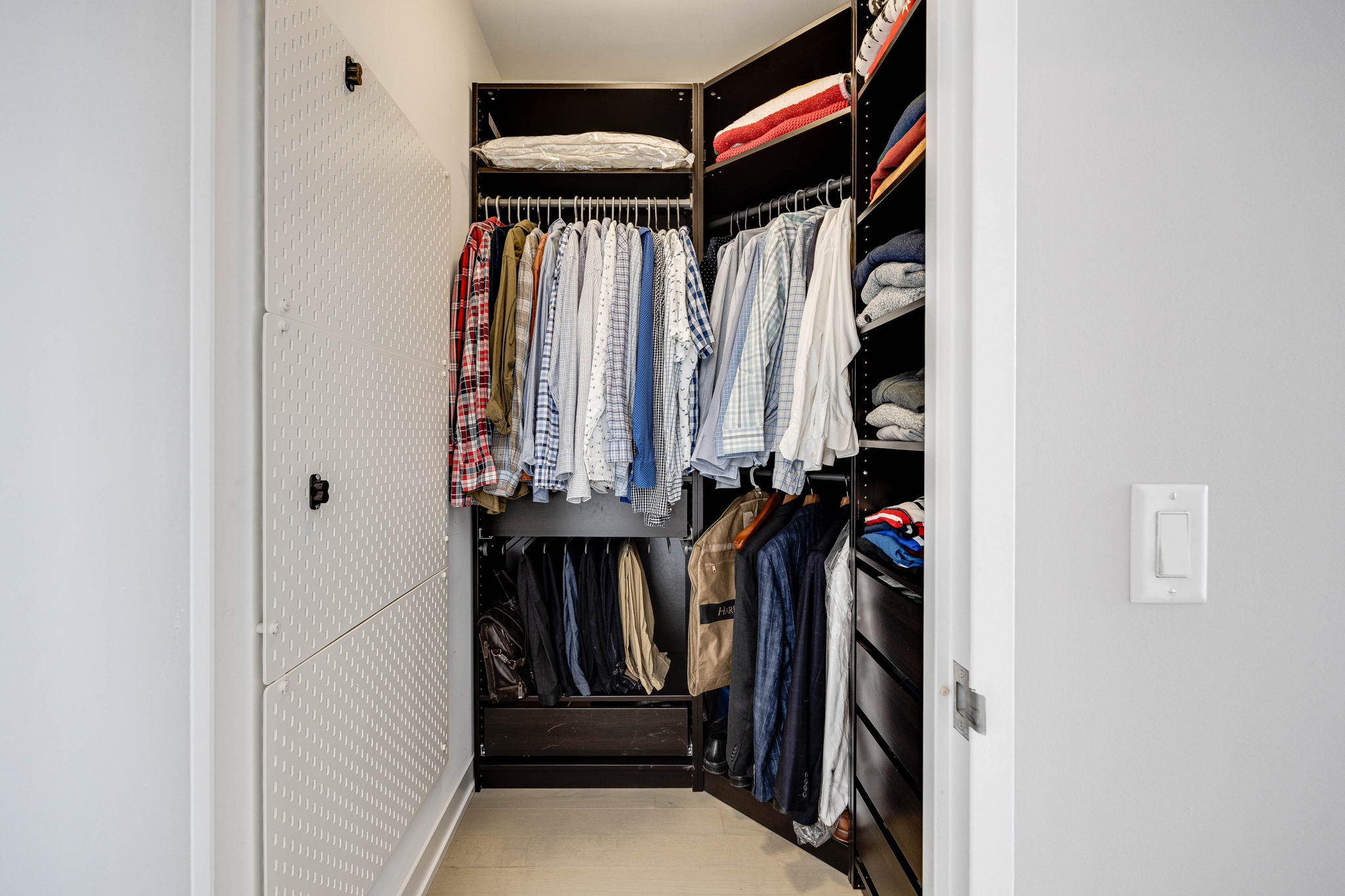 Toronto property showcase — delivered property photograph 27