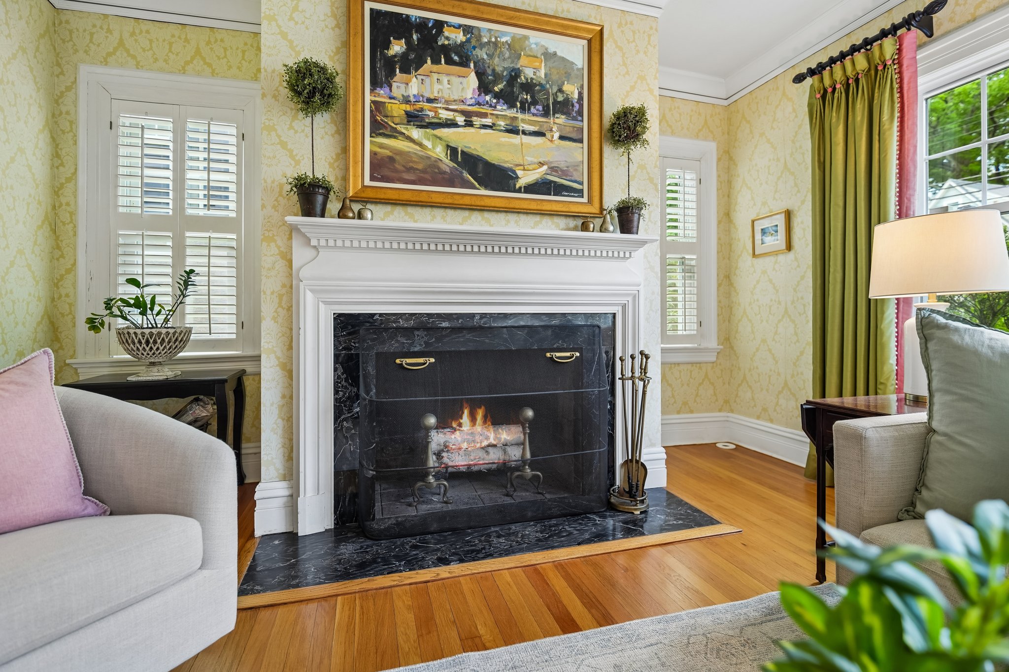 Pull up a chair, pour a glass of wine, and stay a little longer.