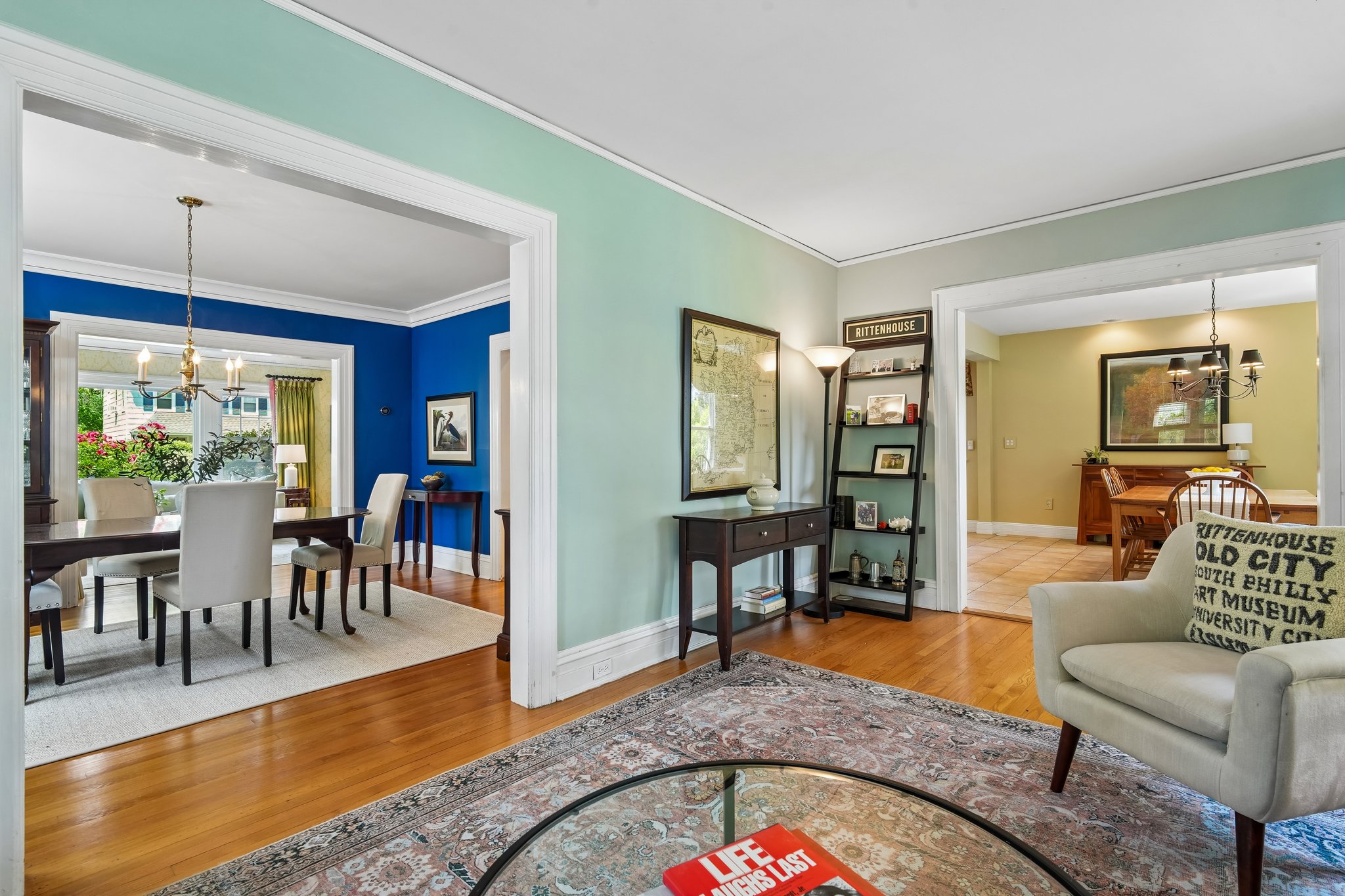 The flow here is effortless. Conversations drift easily from room to room, creating the kind of connected living that makes every gathering feel a little more relaxed and a lot more memorable.