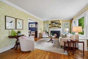 The kind of room that effortlessly adapts to the moment. Coffee with a friend. A house full of holiday guests. A quiet evening with a book. Generously sized and beautifully connected to the surrounding spaces, it was designed for living well.