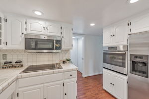 014_120 Carlton Ave unit 46