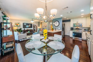 Dining Room3