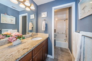 Bathroom2-2