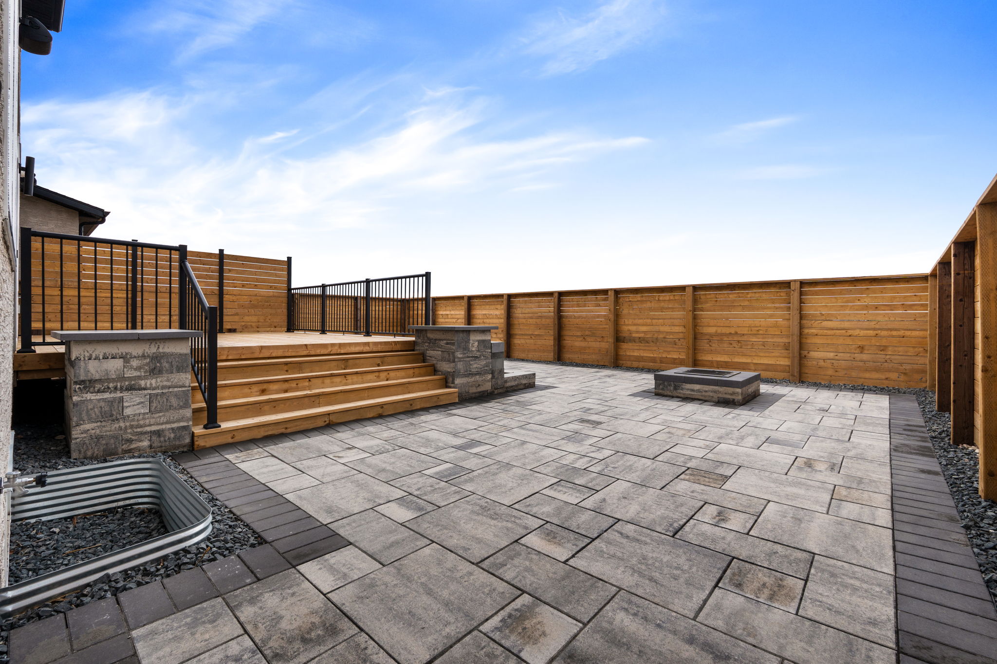 120 Cowley St - Exterior-3