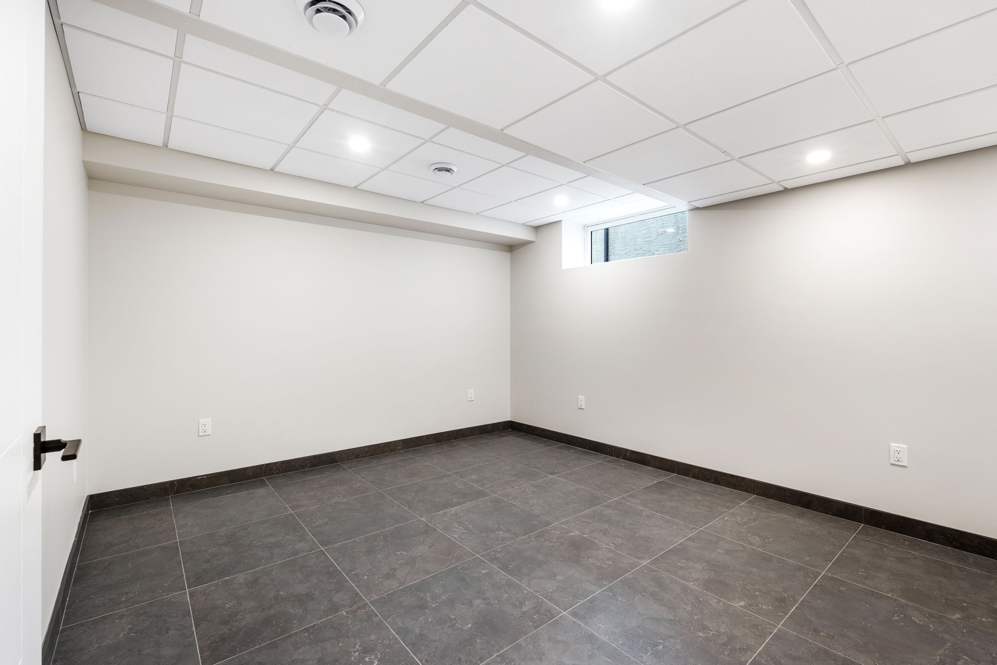 120 Cowley St - Interior-38