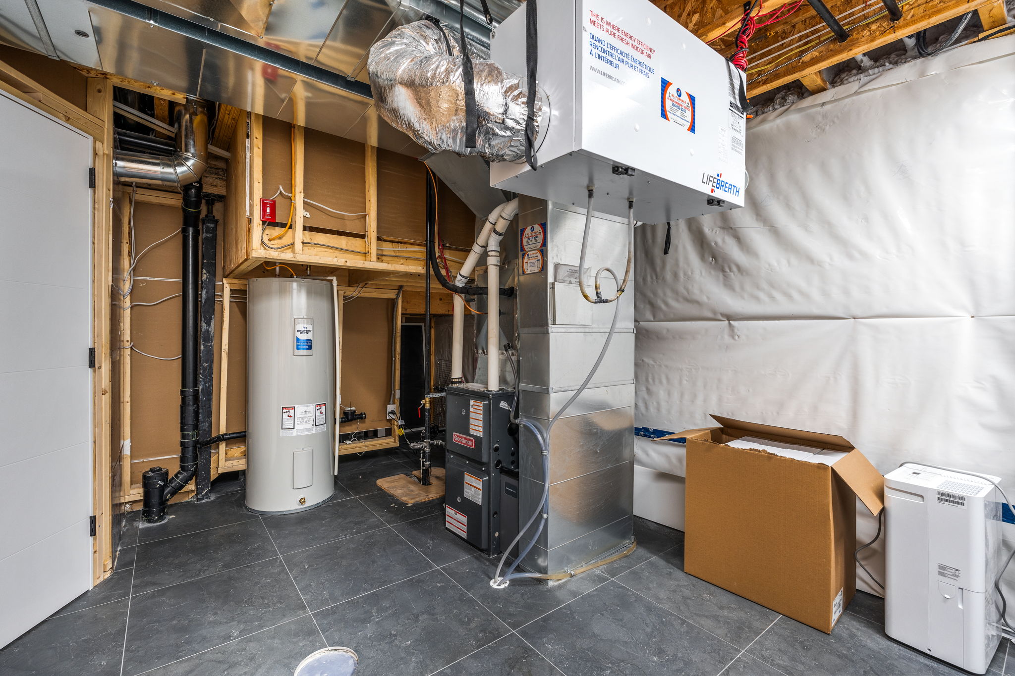 120 Cowley St - Interior-40