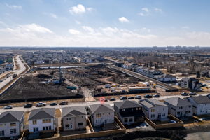 120 Cowley St - Exterior-14